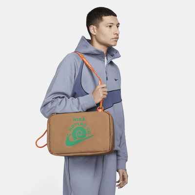 Nike tempo 収納袋付き Amazon | Nike ユニ ジムクラブ スウッシュ ダッフルバッグ (24L